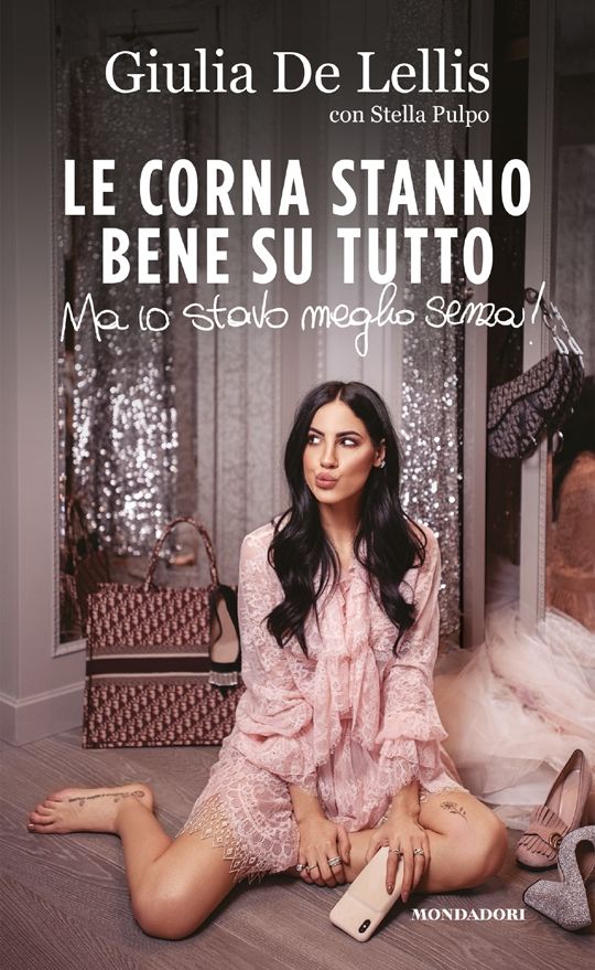 Le corna stanno bene su tutto. Ma io stavo meglio senza! ebook cover